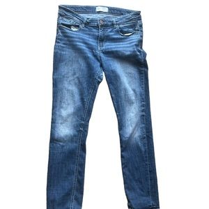 BKE Payton women’s mid rise universal fit straight leg blue jeans 30x31 1/2